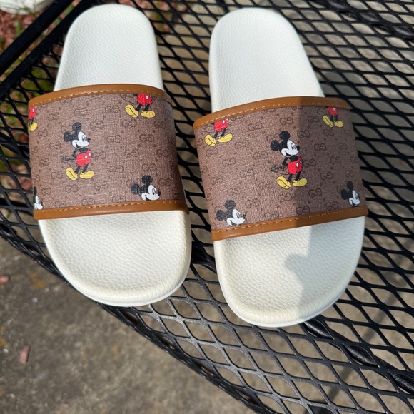 Gucci slides - Picture 2 of 4